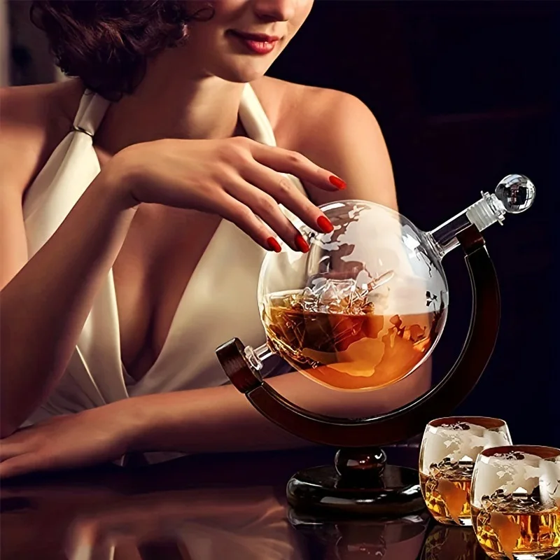 Set Decanter per Whisky a Form - Decanter Globe Set recensione e prezzo