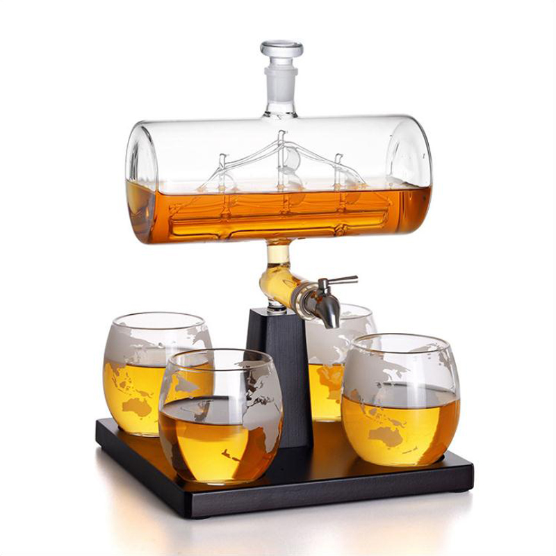 Decanter per whisky con forma  - Decanter Globe Set recensione e prezzo