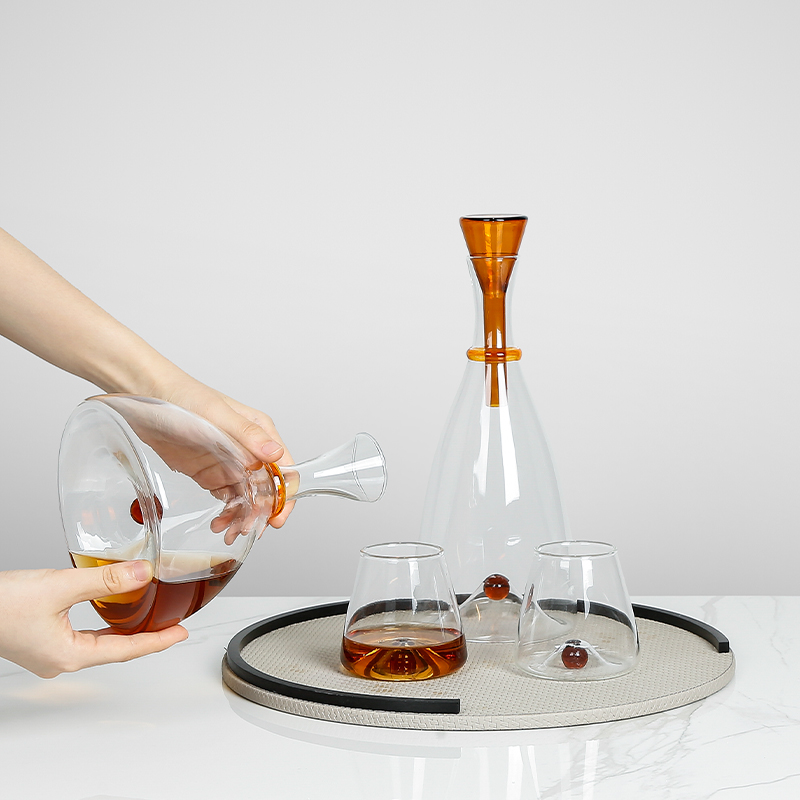 Decanter in Vetro Moderno e Mi - Home Bar And Cabinet recensione e prezzo