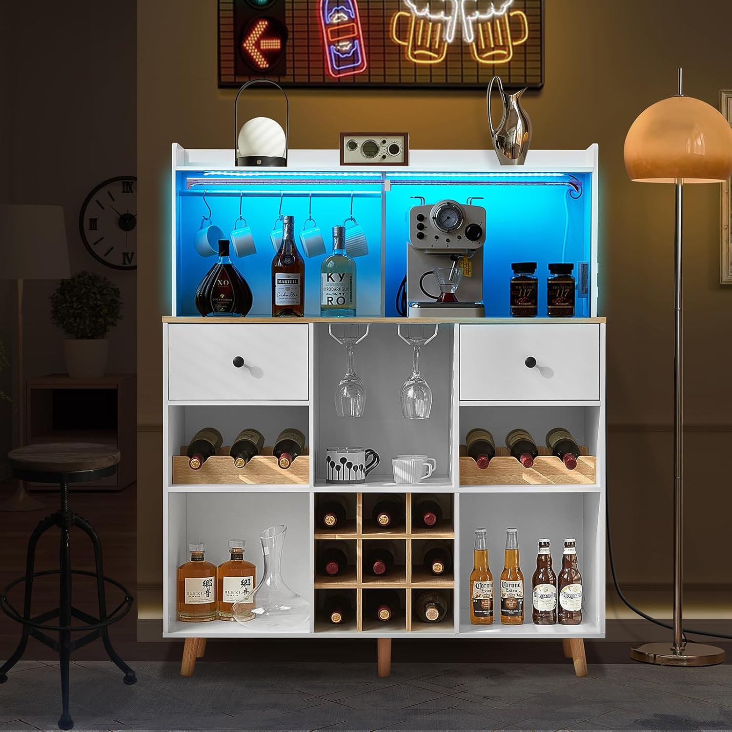 Mobile Bar con Presa di Corren - Home Bar Shelves recensione e prezzo