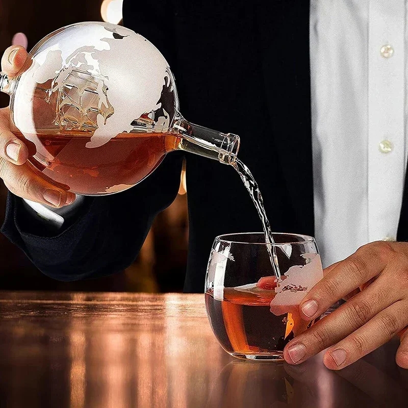 Set decanter a globo creativo  - Decanter Globe Set recensione e prezzo